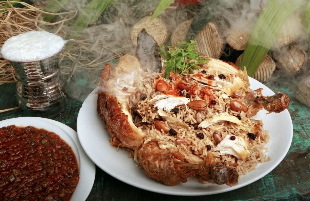 Tuzda Tavuk